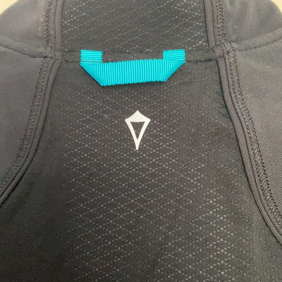 Ivivva Reversible Jacket - Picture 5 of 12